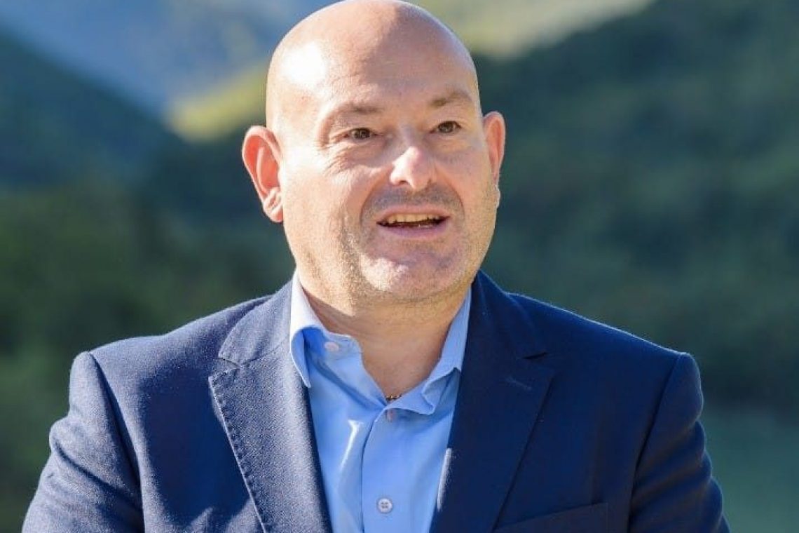 Novogoriški županski kandidat SD Tomaž Horvat za reševanje težav v dogovoru z ljudmi