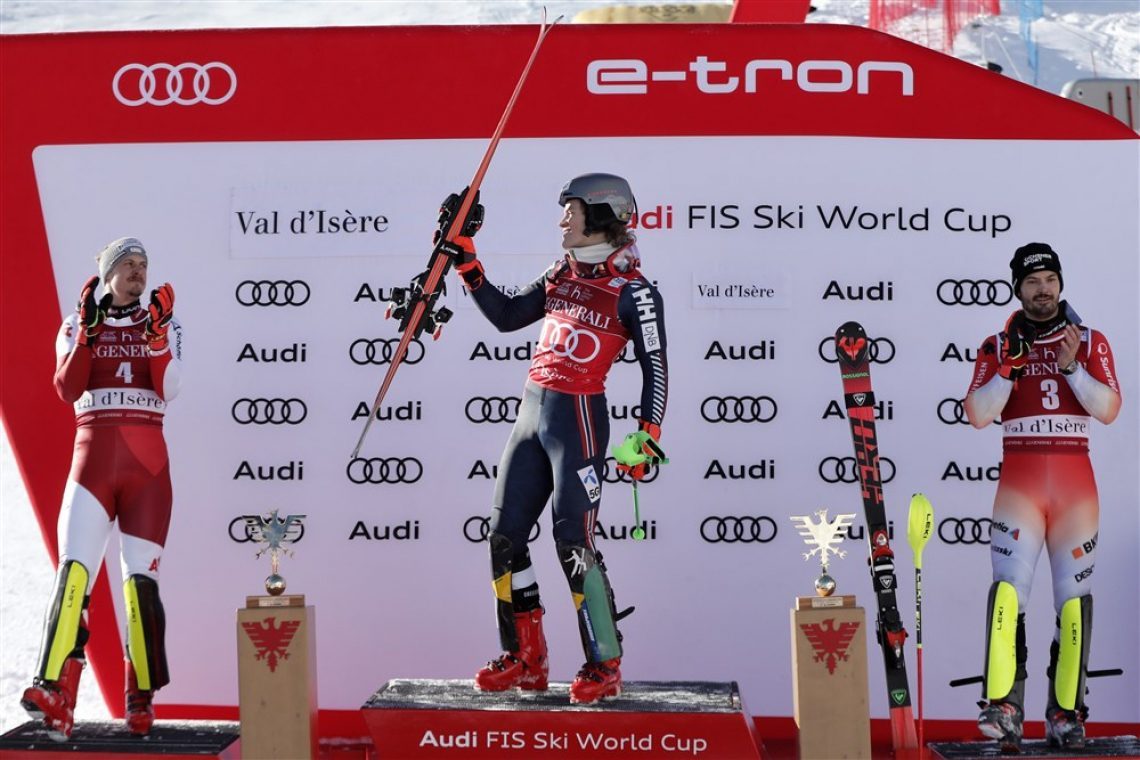 Lucas Braathen zmagovalec uvodnega slaloma, Slovenca daleč od finala