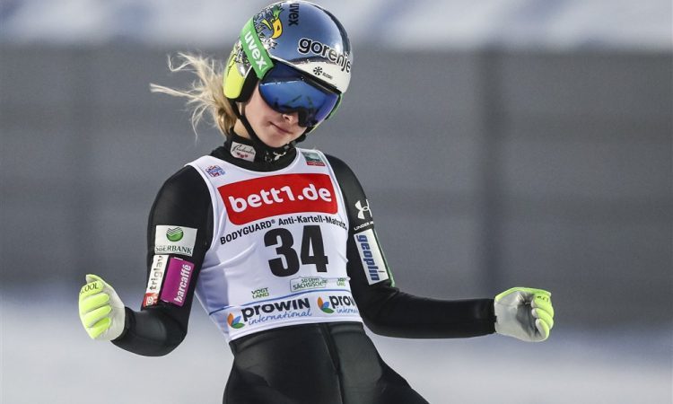 Nika Križnar tretja tudi na drugi tekmi silvestrske turneje