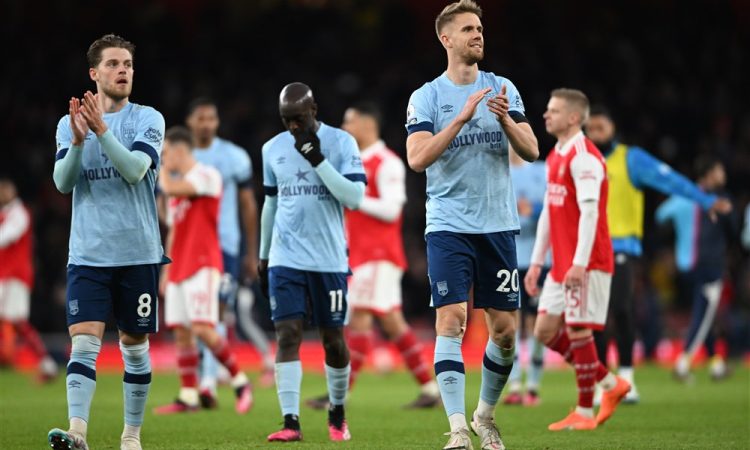 Arsenal še drugič zapovrstjo brez zmage