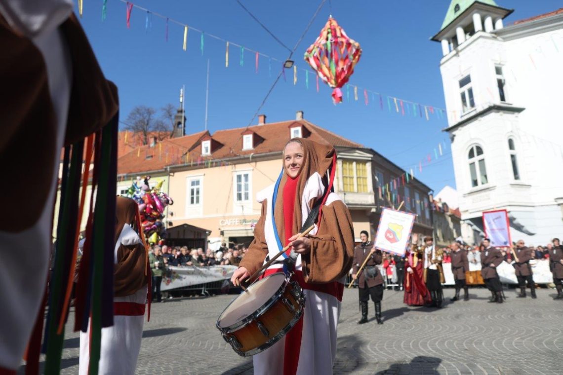 Na Ptuju se je s pokopom pusta zaključilo 63. Kurentovanje 