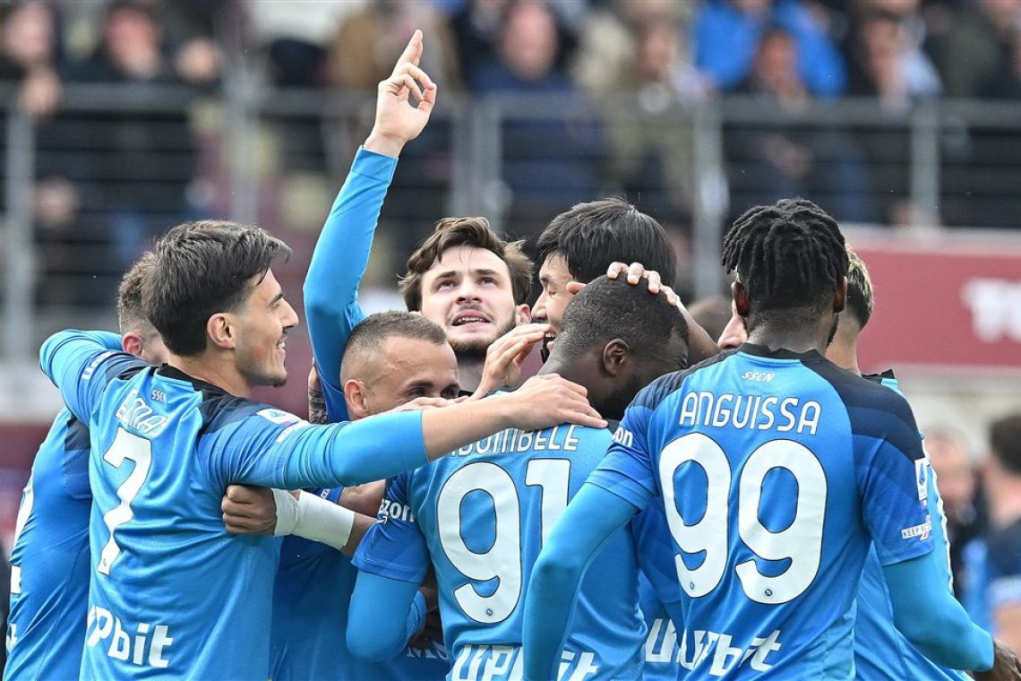 Napoli uspešen tudi v Torinu