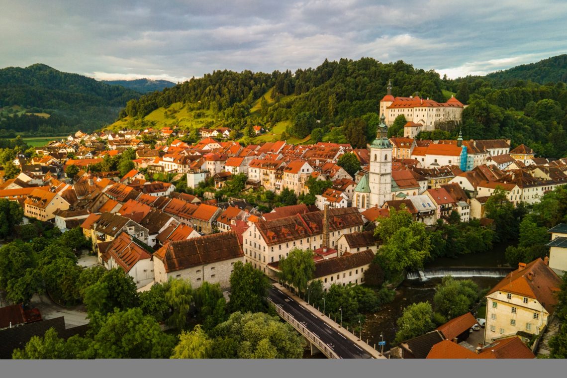 V Škofji Loki načrtujejo hitrejše zmanjševanje ogljičnega odtisa
