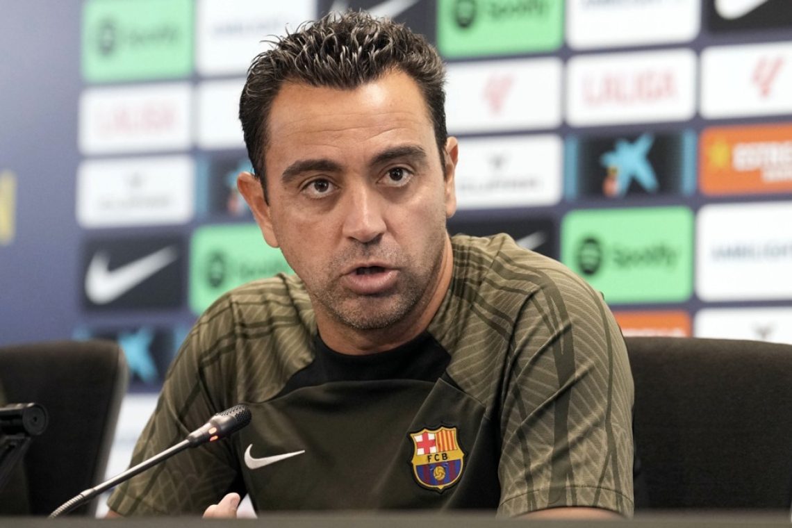 Xavi podaljšal z Barcelono