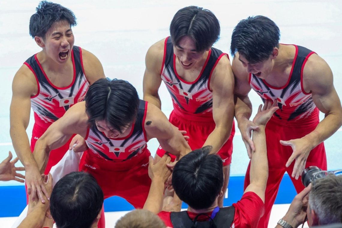 Japonci prvič po 2015 svetovni prvaki v gimnastiki 