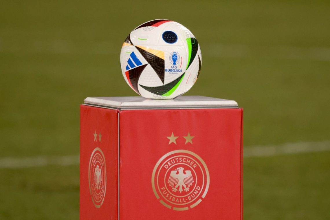 Slovenski nogometaši bodo danes dobili tekmece za EP 2024