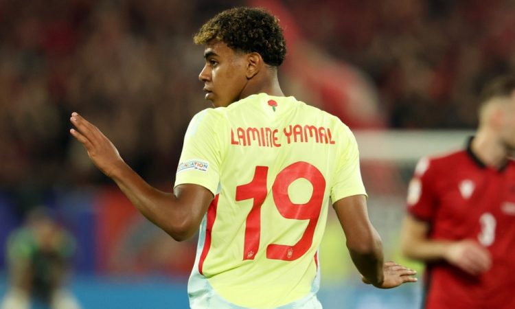 Mediji: PSG ponuja 250 milijonov za Lamine Yamala
