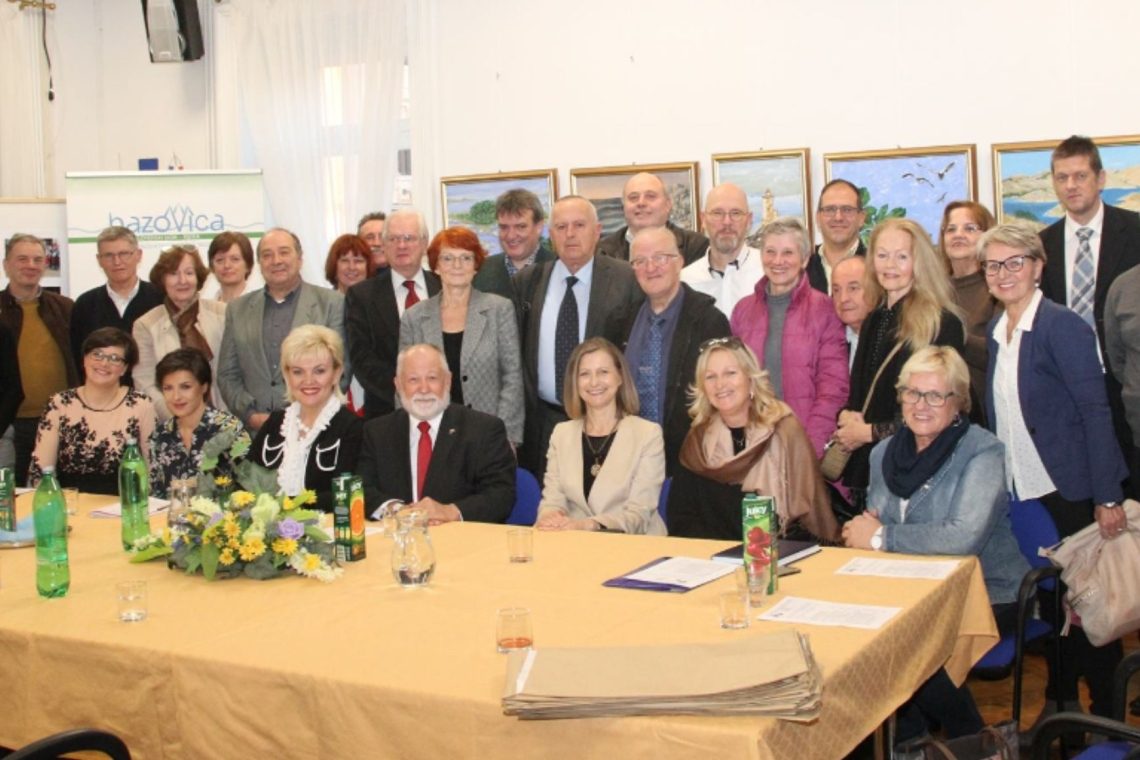 Arhivska fotografija zveze