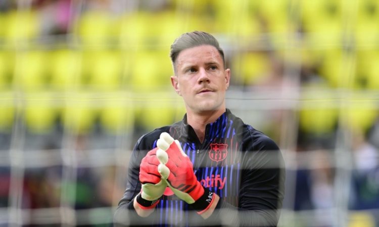 Ter Stegen bo manjkal več mesecev