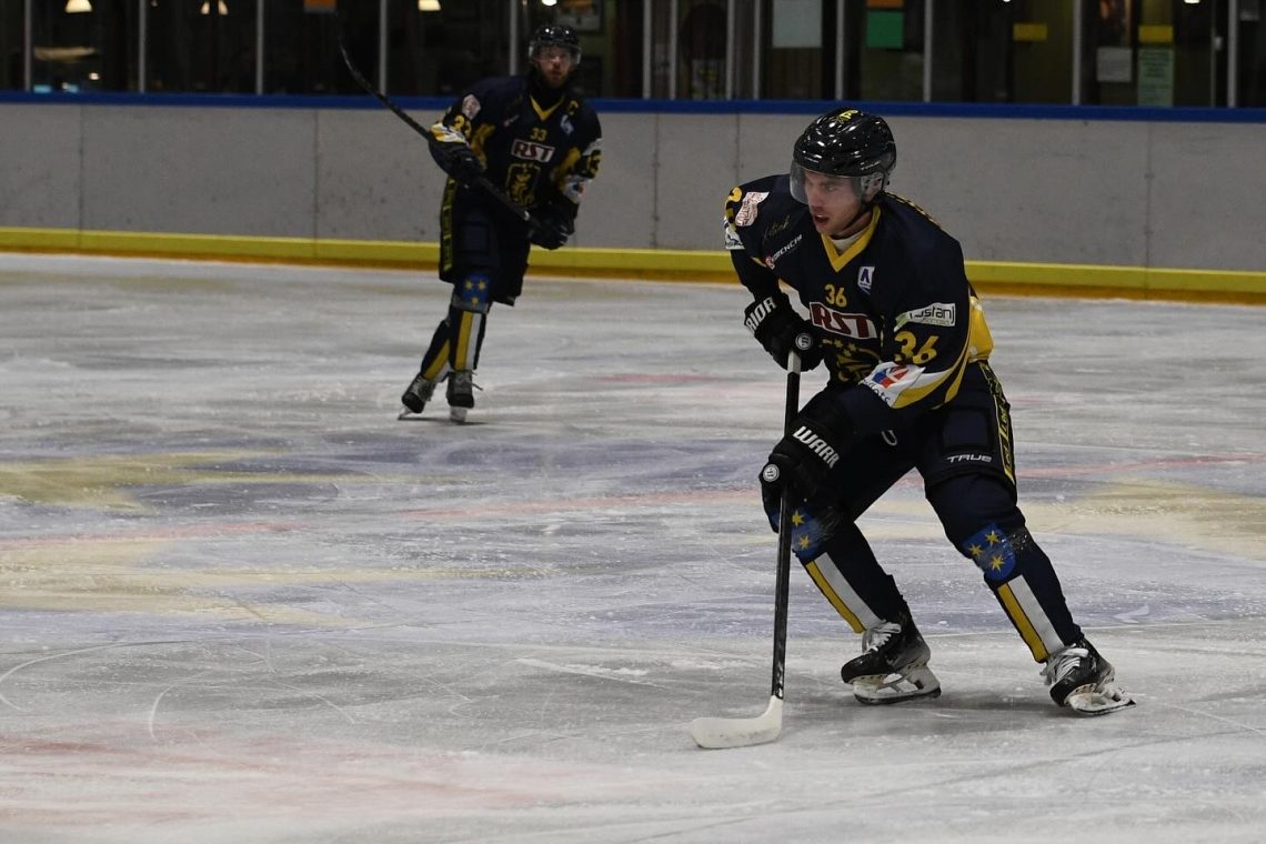 Hokejisti Jesenic uspešni, Celjani izgubili
