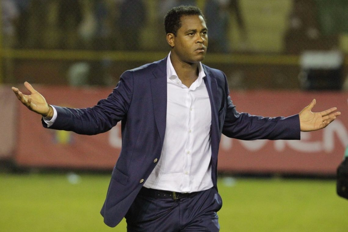 Patrick Kluivert prevzema vodenje indonezijske reprezentance