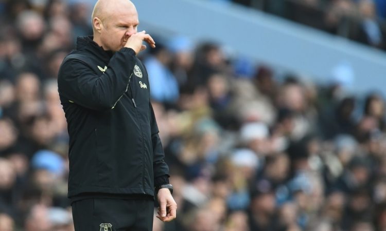 Trener Dyche zapušča Everton