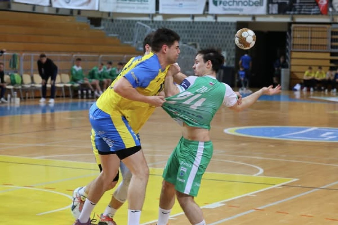 Rokometaši Krke so v gosteh premagali Koper s 25:21