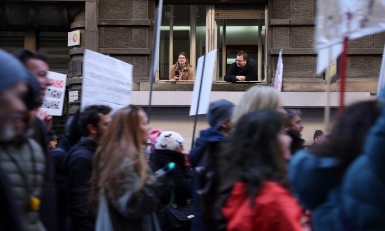 Protesti v Srbiji zajeli skoraj vse občine, izjema le štiri