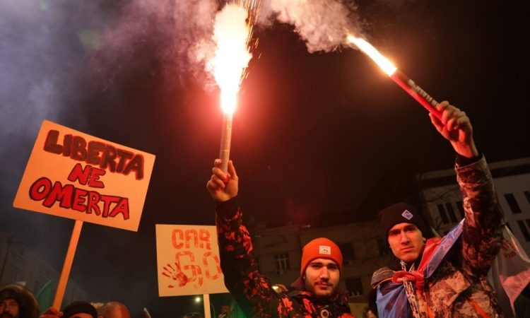 Nova oblast v Novem Sadu izvolila župana ob prepovedi vstopa opoziciji