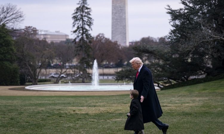 Trump odredil napade na hutijske upornike v Jemnu