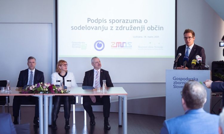 GZS in združenja občin sklenili partnerstvo za razvoj