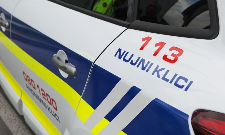 Na Bledu policija preiskuje rop bencinskega servisa