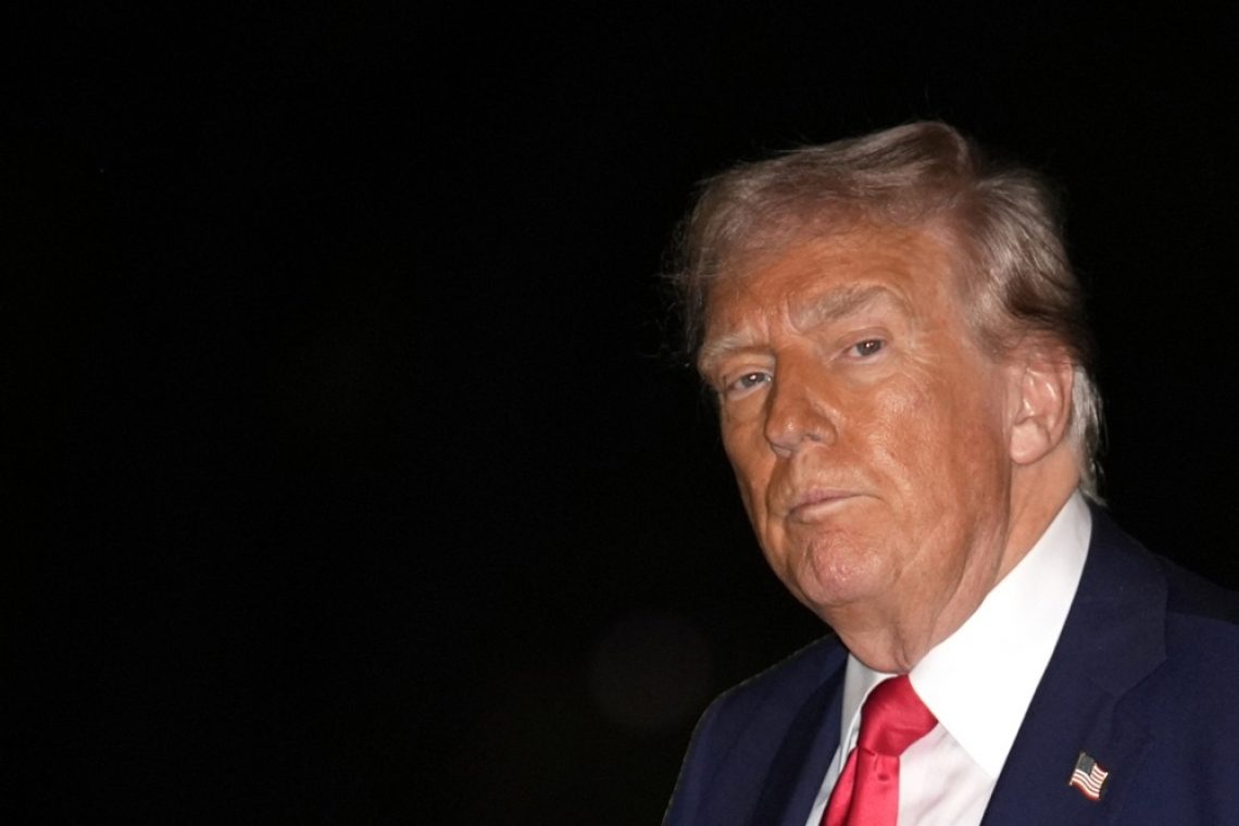 Trump že razmišlja o tretjem mandatu, čeprav ga ustava prepoveduje