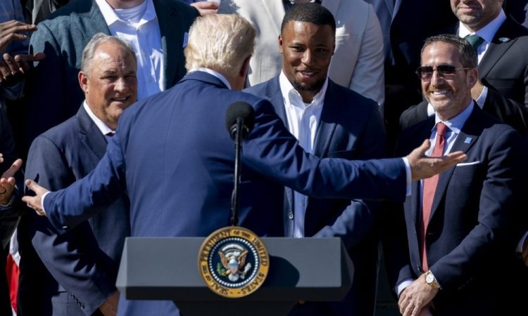 Trumpov ukaz zahteva znanje angleščine za voznike tovornjakov