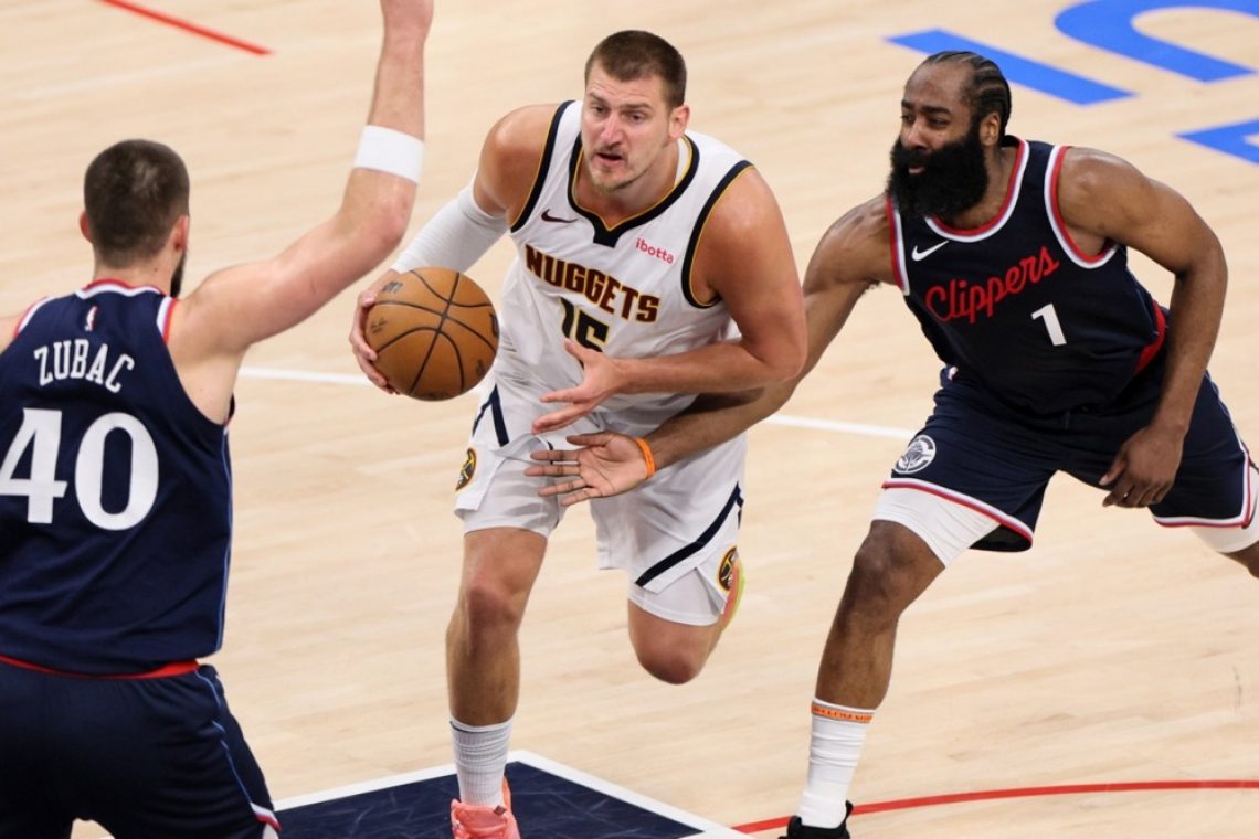 Denver na krilih Jokiča v drugi krog končnice NBA