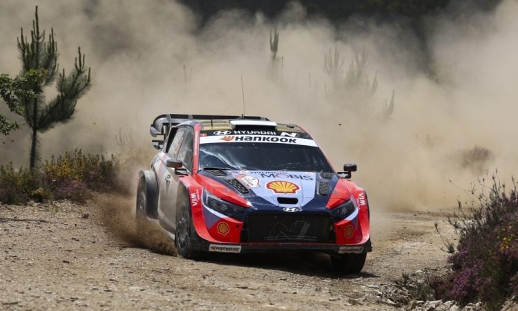 Tänak prevzel vodstvo na Portugalskem