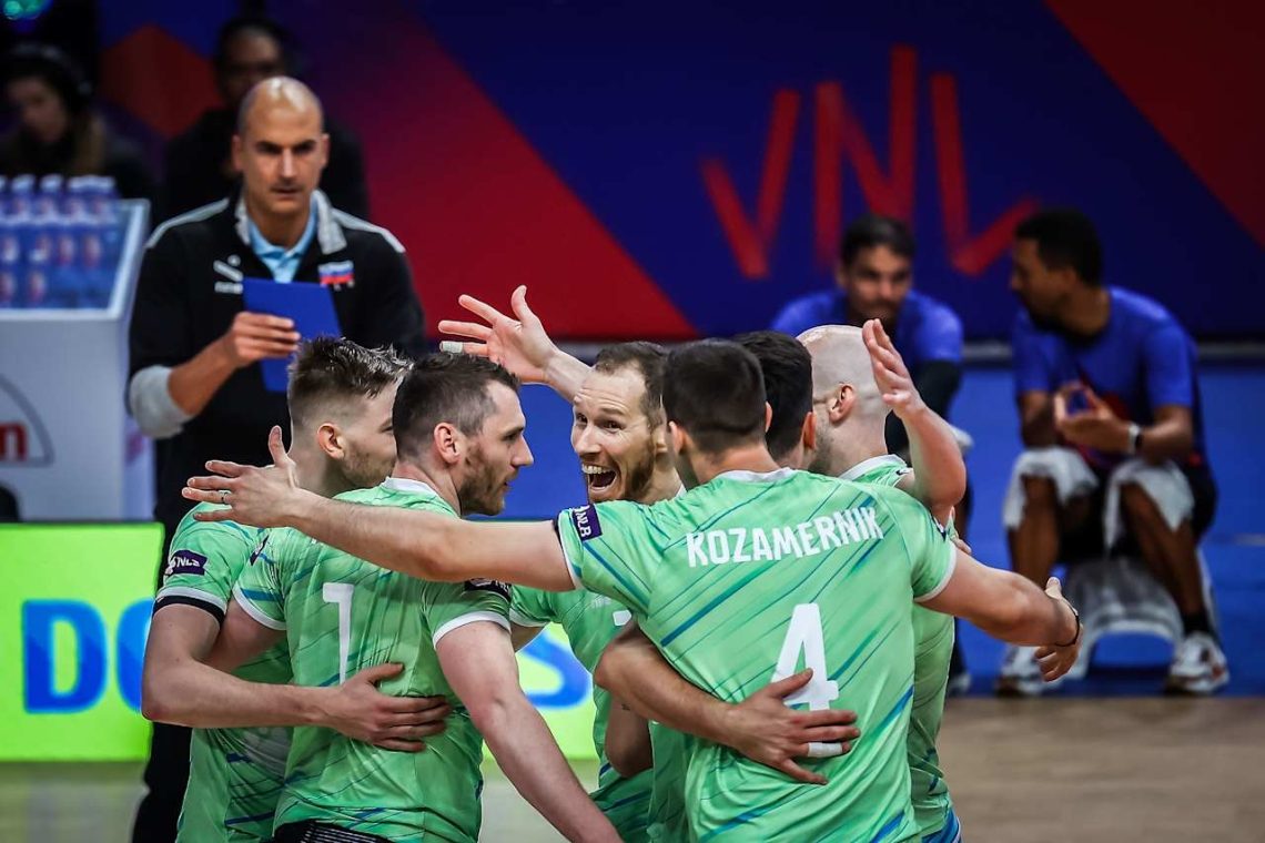 Slabe ni mogel pomagati ZDA do zmage nad slovenskimi odbojkarji