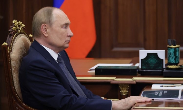 Putinova strategija v slepi ulici: razpoke v pogajanjih razkrivajo meje ruske diplomacije
