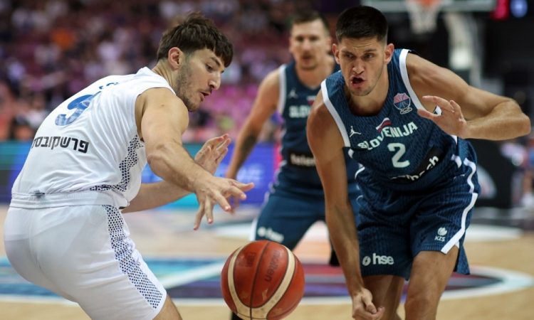 Slovenija z zmago nad Izraelom tretja v Katovicah 