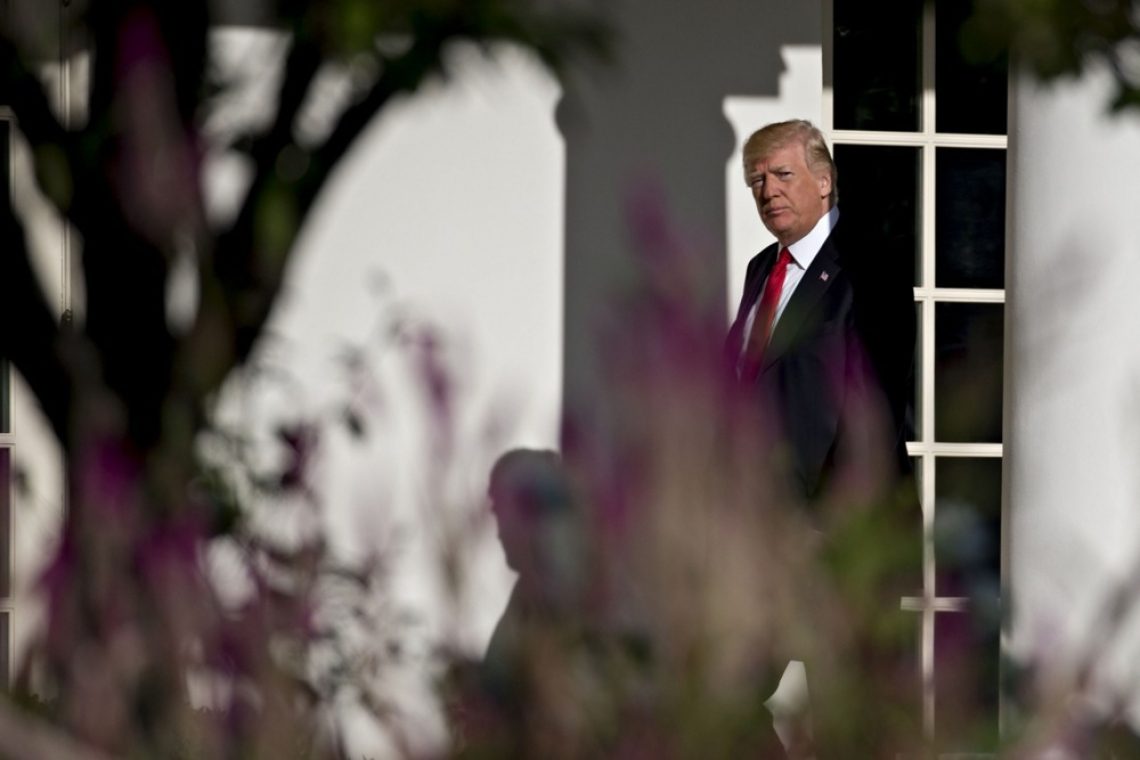 Trump Pentagonu dodaja naziv ministrstvo za vojno
