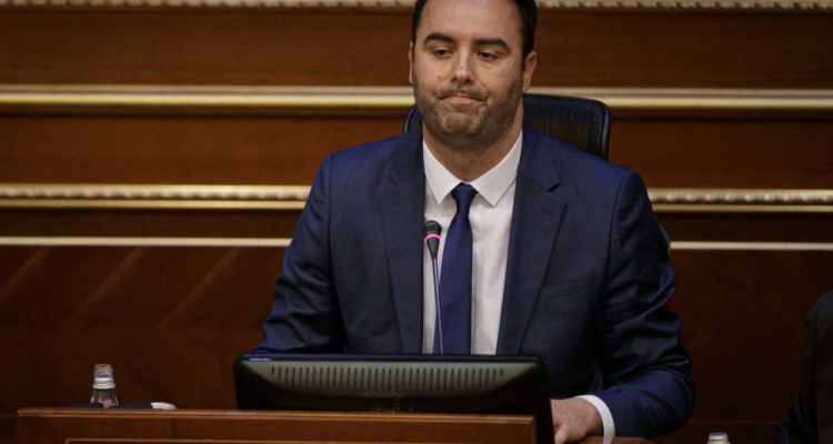 Mandat za sestavo nove kosovske vlade po neuspehu Kurtija dodeljen Glauku Konjufci