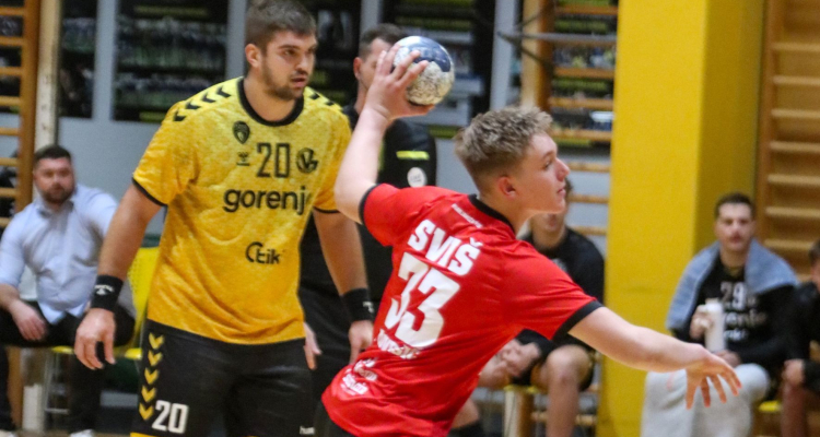 Velenjčani dobili derbi kroga, Celjani in Ribničani slavili v napetih zaključkih