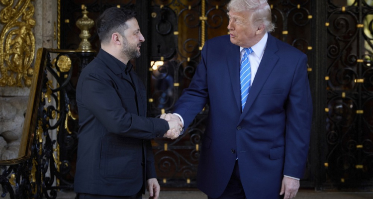 Trump in Zelenski potrdila napredek pri mirovnem načrtu za Ukrajino