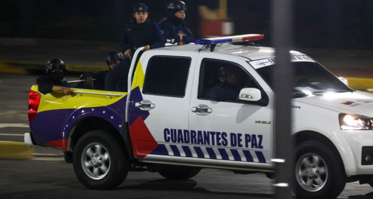 Trump trdi, da so zajeli Madura in ga odpeljali iz Venezuele