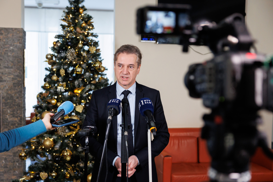 Golob o prestopu Vatovca: Koalicija ostaja enotna in pripravljena na nov mandat