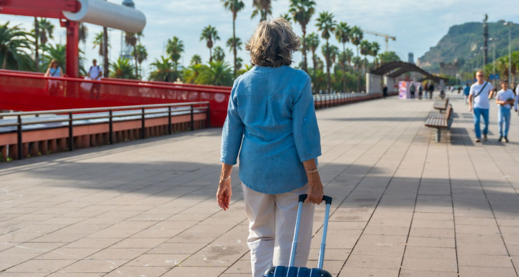 Manj zasebnih in več poslovnih potovanj Slovencev