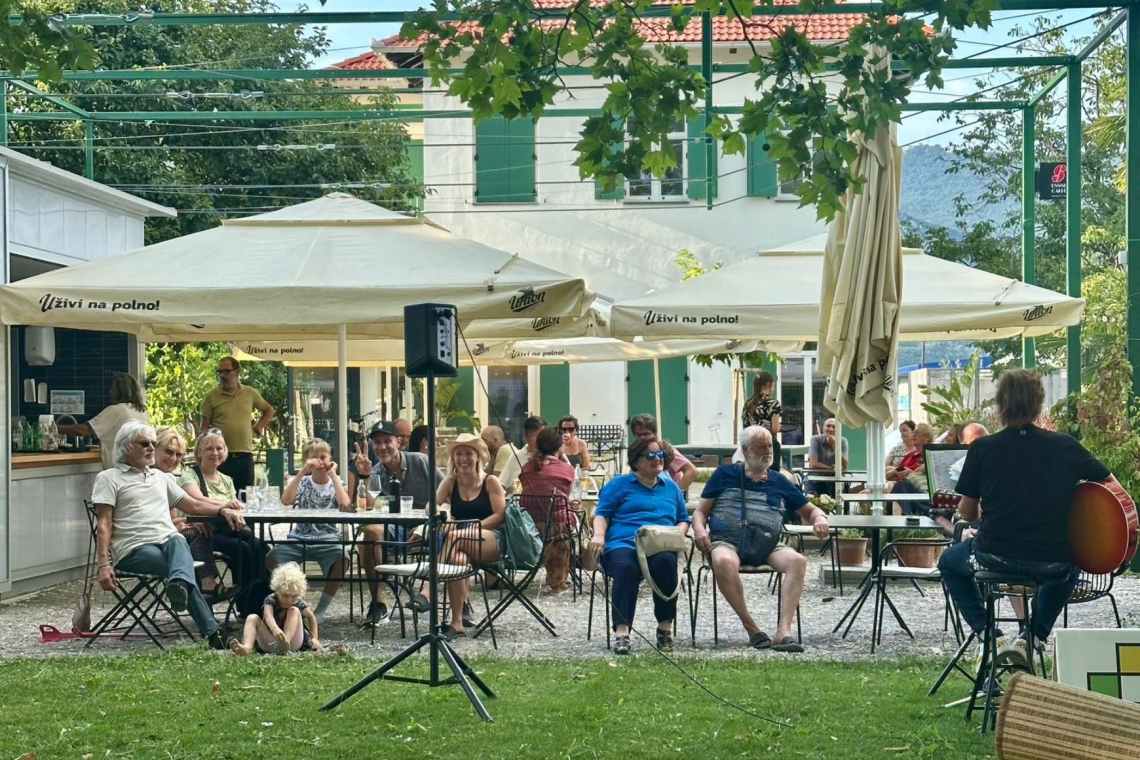 EPIC distrikt vstopil v poletje z razstavami, glasbo in mednarodnim sodelovanjem